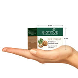 Biotique Walnut Exfoliating & Polishing Face Scrub (50g)