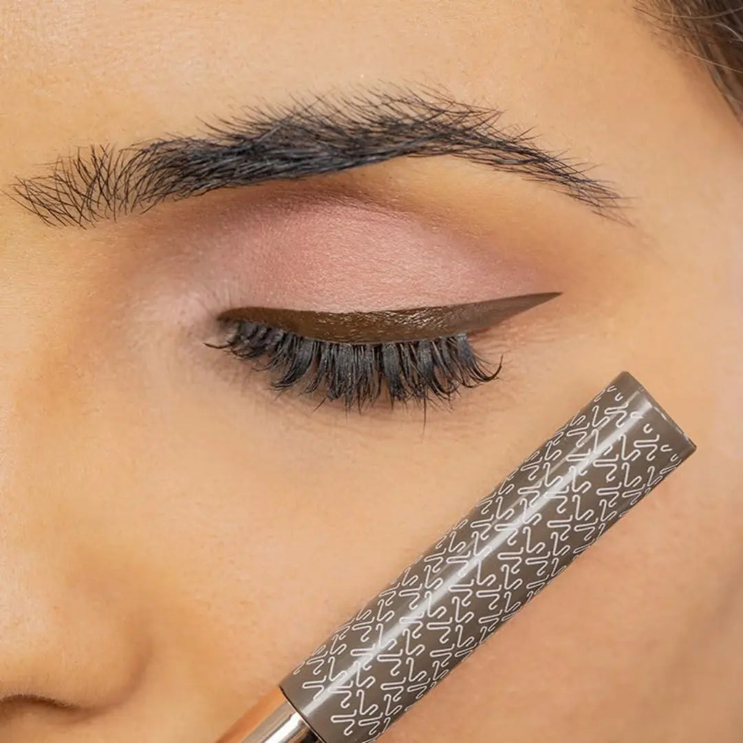 Kay Beauty Eye Stylist Liquid Eyeliner-Grunge Raisin
