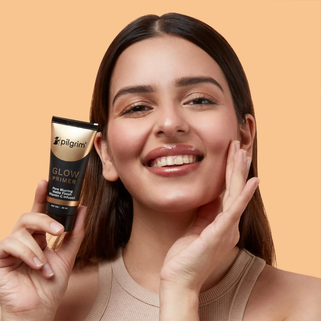 Pilgrim Glow Primer Lightweight Gel Based Velvety Matte Finish, Blurs Pores, Vit C+E Infused