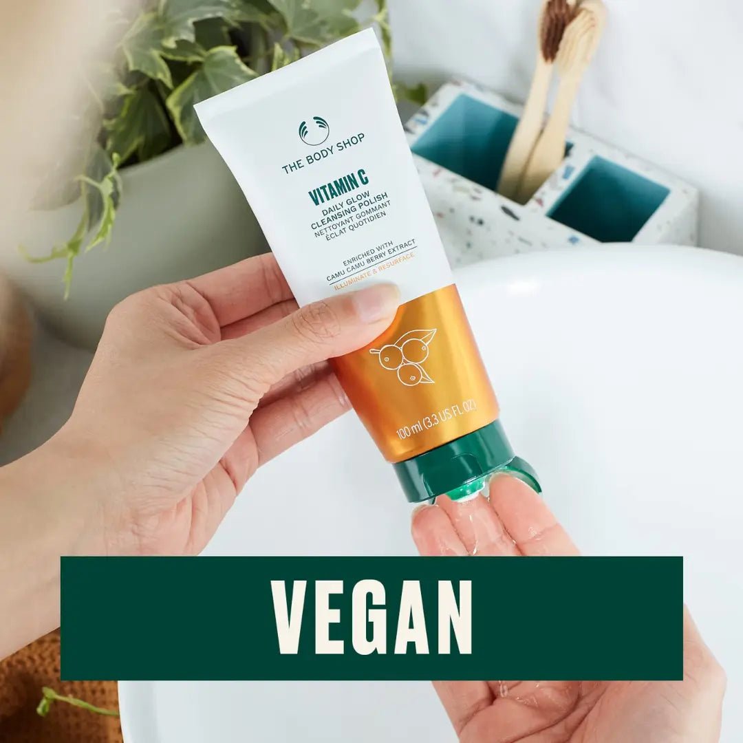 bs228 - The Body Shop Vitamin C Facial Cleansing Polish (100ml) - Looknstyle
